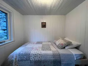 Oceanside Cabin (All Season) - Image 5