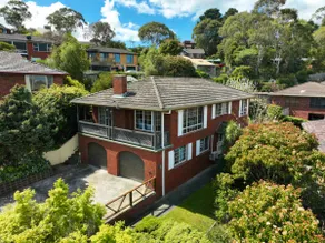 Spectacular water views; Spacious 5BR+3.5 bathroom - Image 2