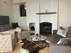 Beautiful Views, Privacy, next to Four Seasons, 10 min to Plaza, nice decor - Image 2