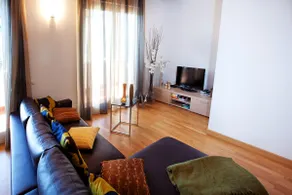 Moderne élégant appartement avec superbe vue sur le lac et un balcon privé - Image 4