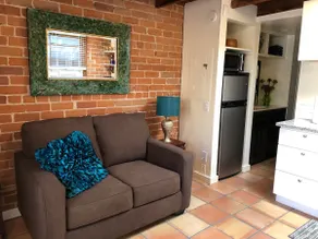 Charming and Updated Guesthouse! - Image 2