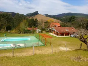 Nice house with a pool in the middle of nature. - Image 2
