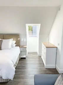 Cosy Country Modern Studio with Patio Space. - Image 4