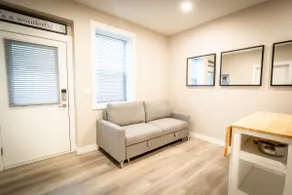 New 1 Bedroom Suite Central Vernon - Image 3