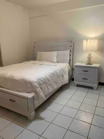Work and Play 2 bed, 2 bath in Beautiful St Thomas - Image 2