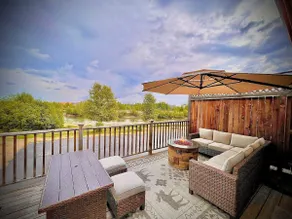 Unique/Esspresso/Downtown Luxury-Waterfront-Views - Image 2