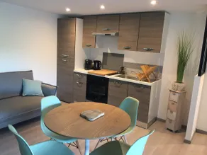 Studio+Mobilhome: Stay with family or friends! - Image 4