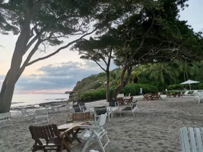 Bolongo Bliss: Your Exclusive Beachfront Getaway - Image 3