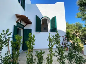 Casa Agave, surrounded by the greenery of Torre Bianca - Image 4