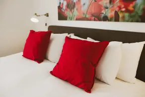 Loft Studio, East Maitland - peaceful village area - Image 2