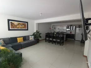 Large 2-story apartment in Victor Largo, close to beaches - Image 4