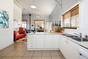 The Old Cellar Door + 1 - Lawson Hill Estate - Image 5