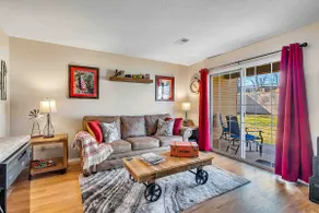 Unique Cozy Condo - ”The Railway Inn” - Image 4