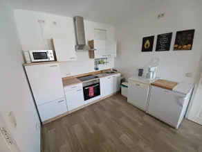 Large city apartment with balcony - Image 5