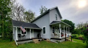 2 story house 3 Bedrooms Cozy house Jones, Mi - Image 2