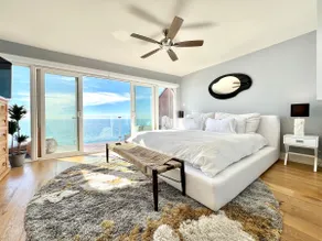 Malibu Waterfront Gallery with Private Beach Access - Image 2