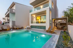 Villa Amelia - Free 8 seater mini van & pool - Image 2