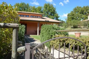 Villa Iris with thermal pool - Image 2