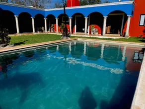 Beautiful residence with garden pool in Cholul - Image 4