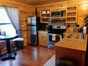 Evening Star at lodge-WIFI/swim pool/htub/firepit - Image 2