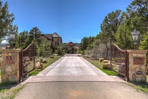 Luxury Zion Villa, Views, Gourmet Kitchen, Hot Tub - Image 5