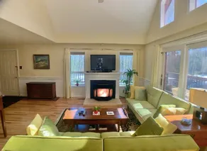 Exquisite Chalet by Ashokan water & Woodstock’s most scenic sites-WITH GENERATOR - Image 3