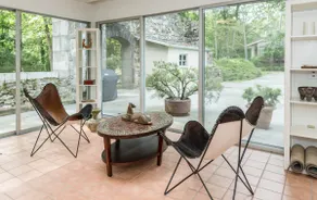 Midcentury Modern ZenHouse Sculptor Studio - Image 5