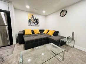 Cozy 2 bedroom guest suite close to YYC Airport! - Image 3