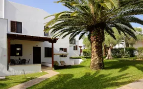 Summer house with garden, 70 meters from the beach - Image 2