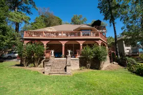 The Grand at Lake Hamilton - Image 5