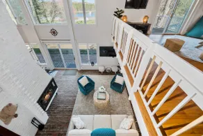 Sun Drenched Waterfront Cape Cod Escape! - Image 3