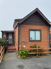 Beachfront cabin located near Brookings, Ore. - Image 2
