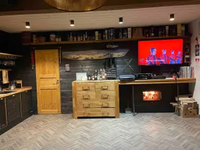 Veski sauna house with outdoor hot tub and billiard table - Image 3
