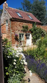 Wheelwright's Cottage - Image 4