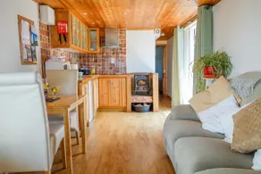 Cabin on the hill - Image 3