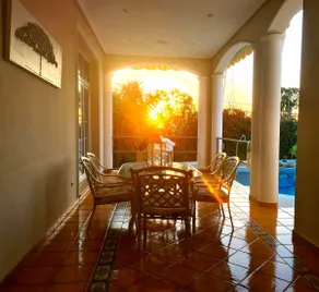 Villa with private pool. Relaxing getaways. - Image 3