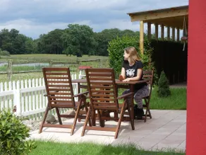 Parkland house in the picturesque estate village of Dalwitz - Image 2