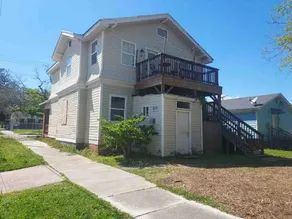 Downtown ILM Modern Loft -Close to Everything-Pets - Image 5