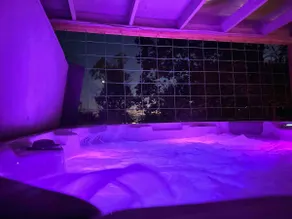 * Hot Tub * Sleeps 8 * Airhocky • Foosball * - Image 2