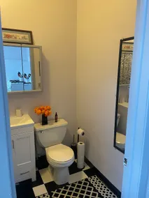 Lovely 1-bedroom unit blocks from downtown St.Paul - Image 5