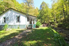 Creekside 1920's Farmhouse - Image 5