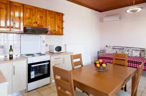 Peaceful flat with great view over Vasiliki's Bay - Image 5