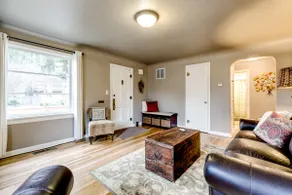 Charming Bungalow in heart of Eugene - Image 5