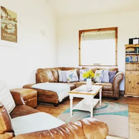 Peaceful rural retreat| Parking| Close to coast| - Image 4