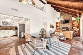 LOST CAVE COTTAGE. Easy boat parking, BoHo decor, tons of deck space, and a CAVE - Image 3