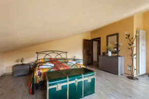 Tuscan house with private pool near Lucca - Image 3