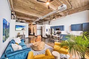 Modern Downtown Domicile - Image 3