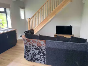 Riverside 2-bedroom self contained annexe - Image 2