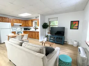 Cute 1st Floor 1BR Downtown Brunswick @ Bowdoin - Image 4