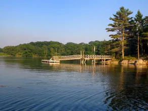 Waterfront Private Estate befindet sich auf 5-Acre Halbinsel mit Dock und Festmachen - Image 2